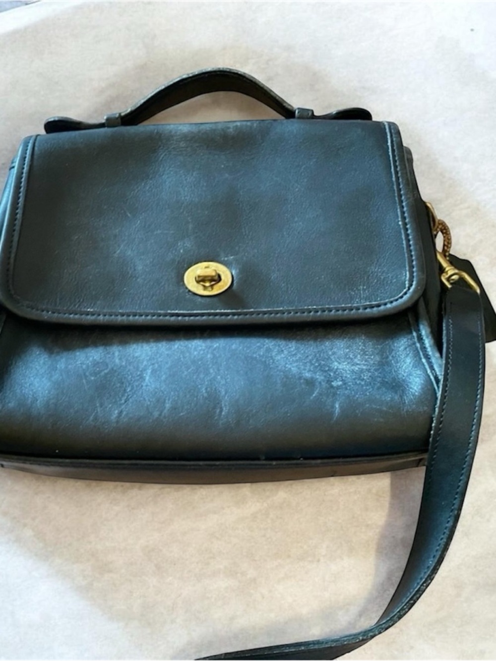 Vintage Coach Court Bag
E6C-9870 - Picture 5 of 14